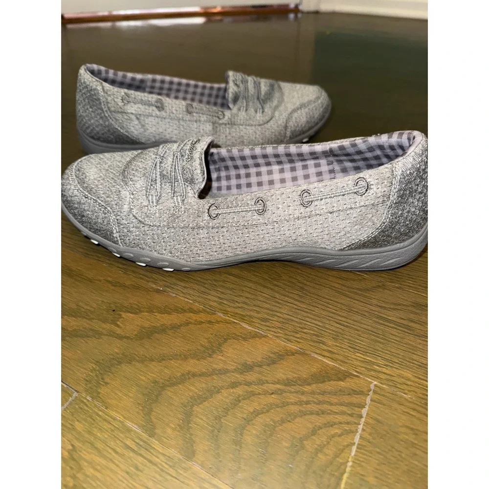 Skechers Air-Cooled Memory Foam Wide Fit Gray Slip On Loafers Womens 11